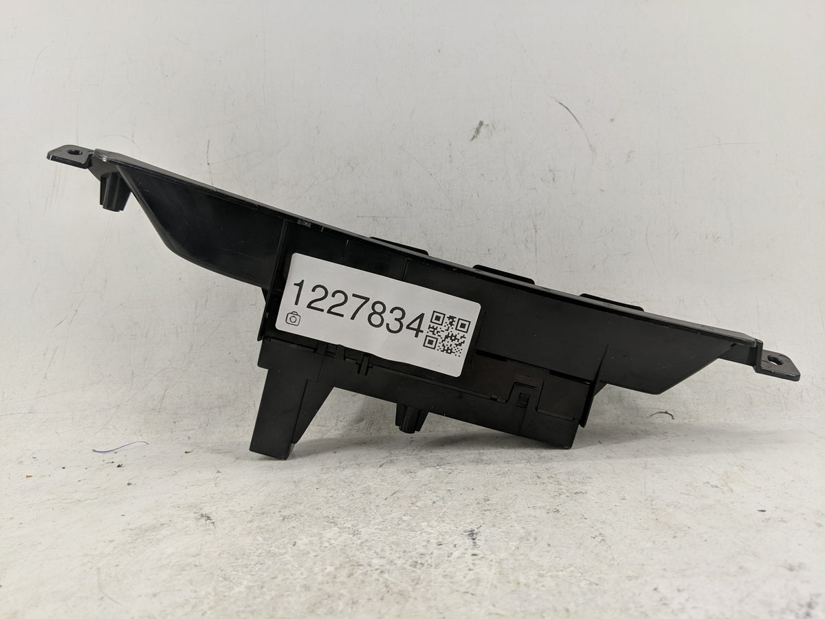 2012-2013 Subaru Forester Information Radio Display Screen 1227834 - Oemusedautoparts1.com