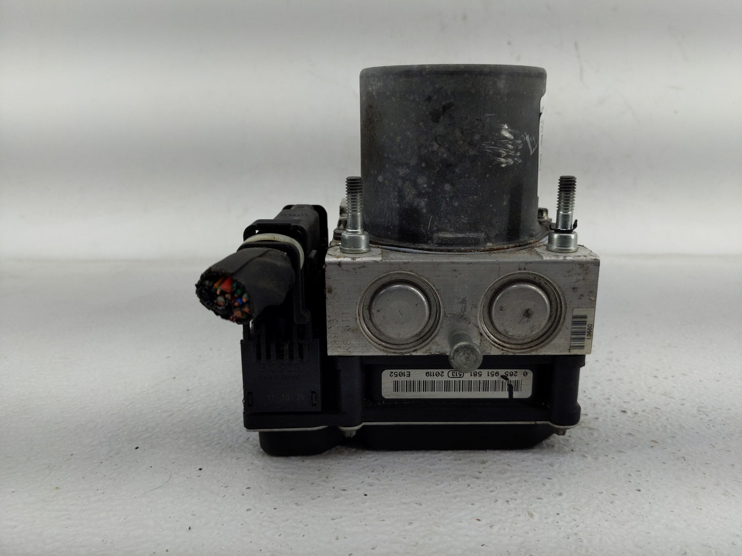 2012 Subaru Forester ABS Pump Control Module Replacement P/N:27536SC080 Fits OEM Used Auto Parts - Oemusedautoparts1.com