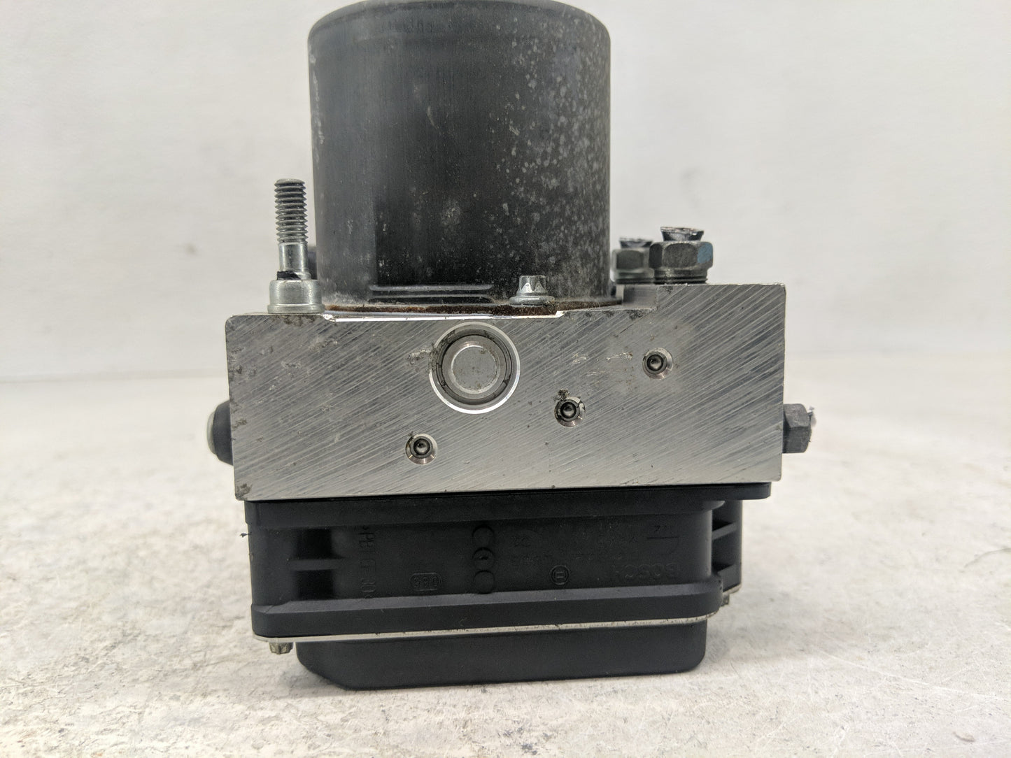 2012 Subaru Forester ABS Pump Control Module Replacement P/N:0 265 951 581 Fits OEM Used Auto Parts - Oemusedautoparts1.com