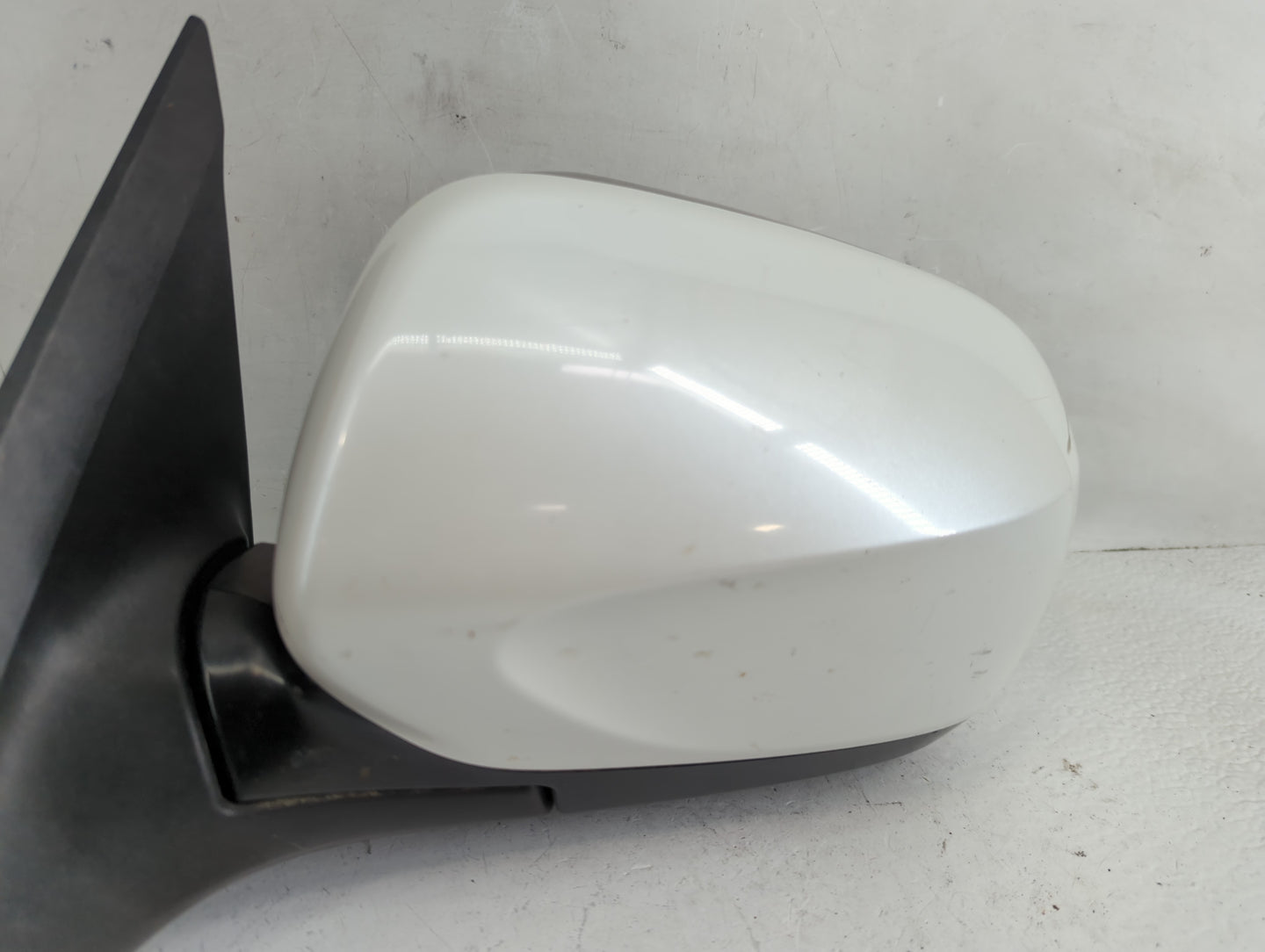 2012 Subaru Forester Driver Side View Mirror - Left Door Mirror OEM Used - Oemusedautoparts1.com