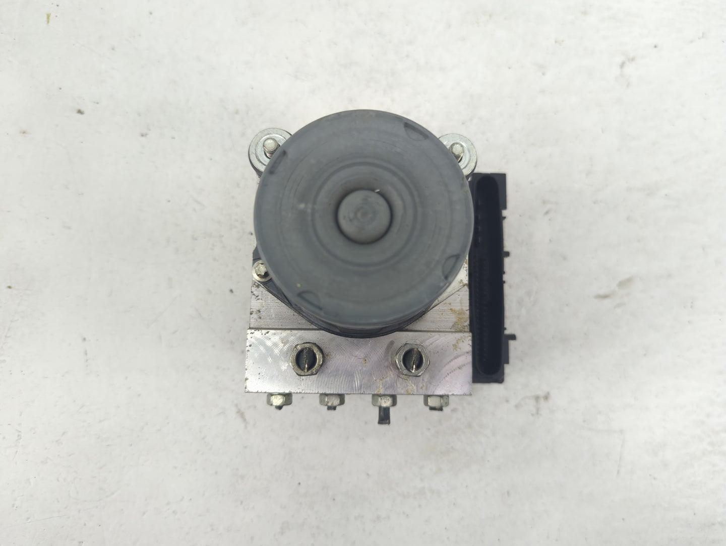 2012 Subaru Forester ABS Pump Control Module Replacement P/N:0 265 251 507 Fits OEM Used Auto Parts - Oemusedautoparts1.com
