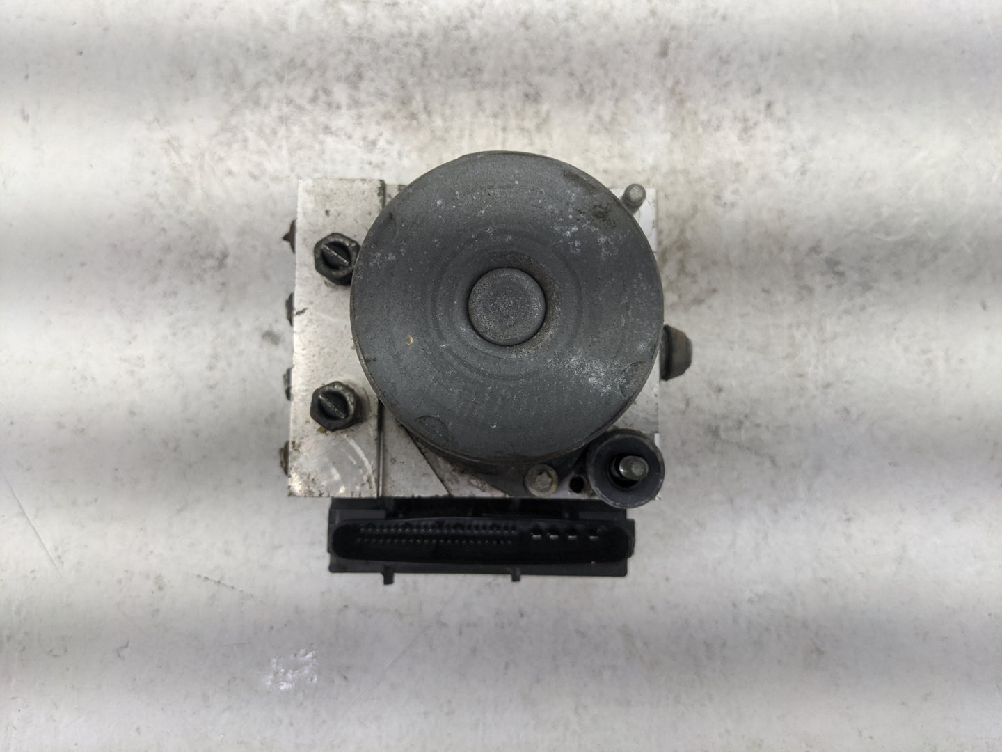 2012 Subaru Forester ABS Pump Control Module Replacement P/N:0265251507 27436SC070, 0265951681 Fits OEM Used Auto Parts - Oe