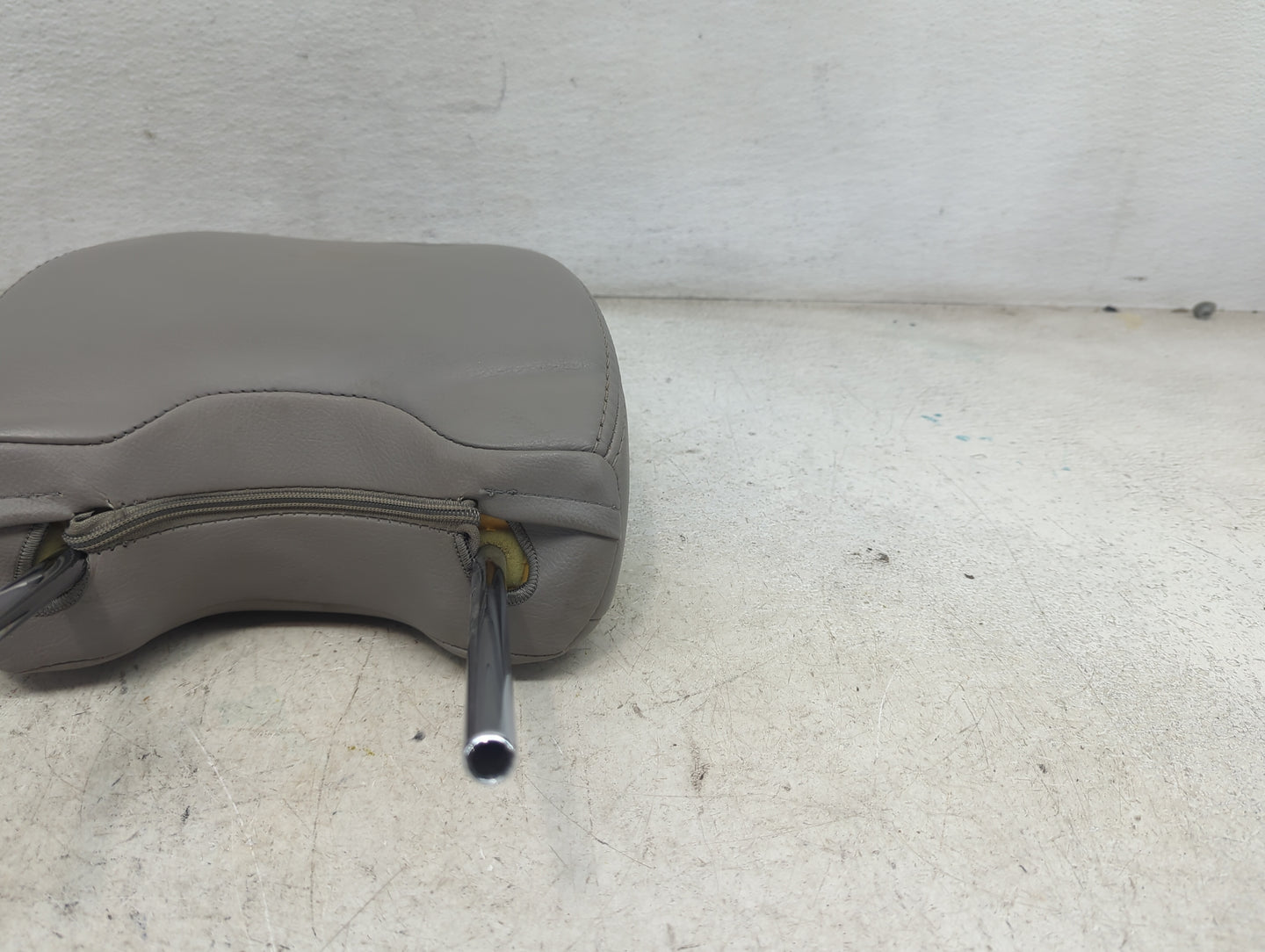 2012 Subaru Forester Headrest Head Rest Front Driver Seat Gray - Oemusedautoparts1.com