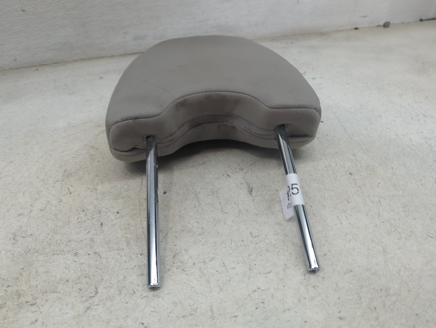 2012 Subaru Forester Headrest Head Rest Front Driver Seat Gray 1472518 - Oemusedautoparts1.com