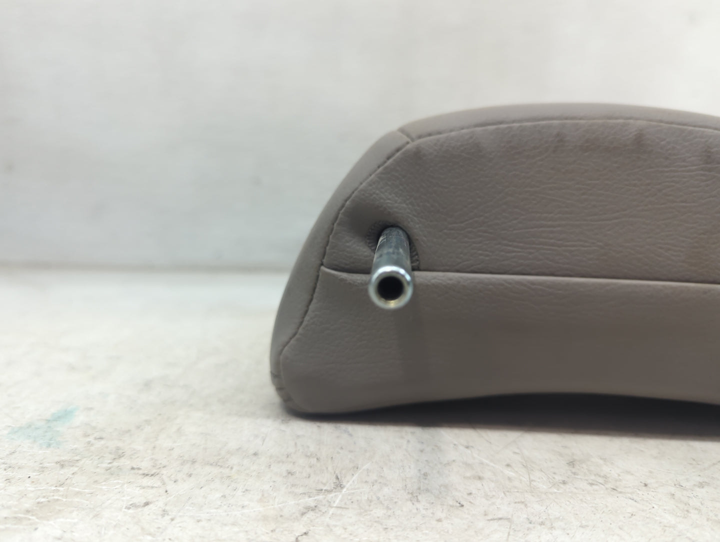 2012 Subaru Forester Headrest Head Rest Rear Seat Fits OEM Used Auto Parts - Oemusedautoparts1.com