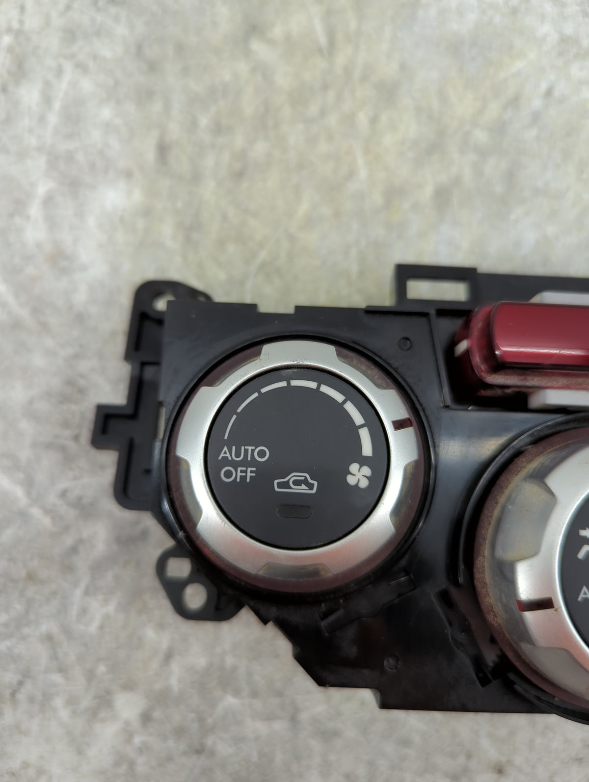 2012 Subaru Forester Climate Control Module Temperature AC/Heater Replacement P/N:72311SC270 T101596 9T B Fits OEM Used Auto