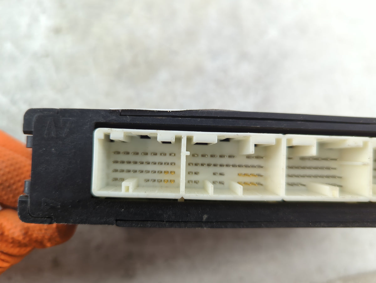 2012 Subaru Forester Body Control Module Bcm 22765ad440|112700-0901 - Oemusedautoparts1.com