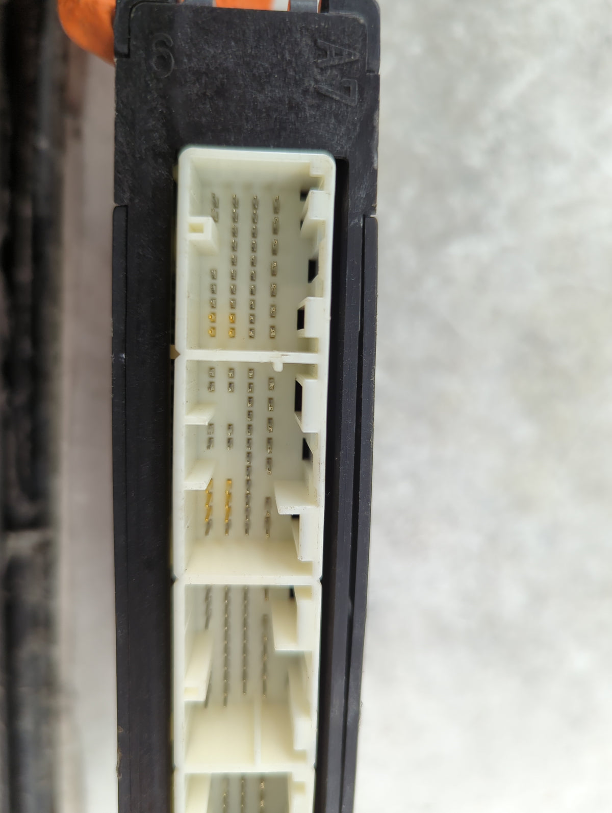 2012 Subaru Forester Body Control Module Bcm 22765ad392|112700-0854 - Oemusedautoparts1.com