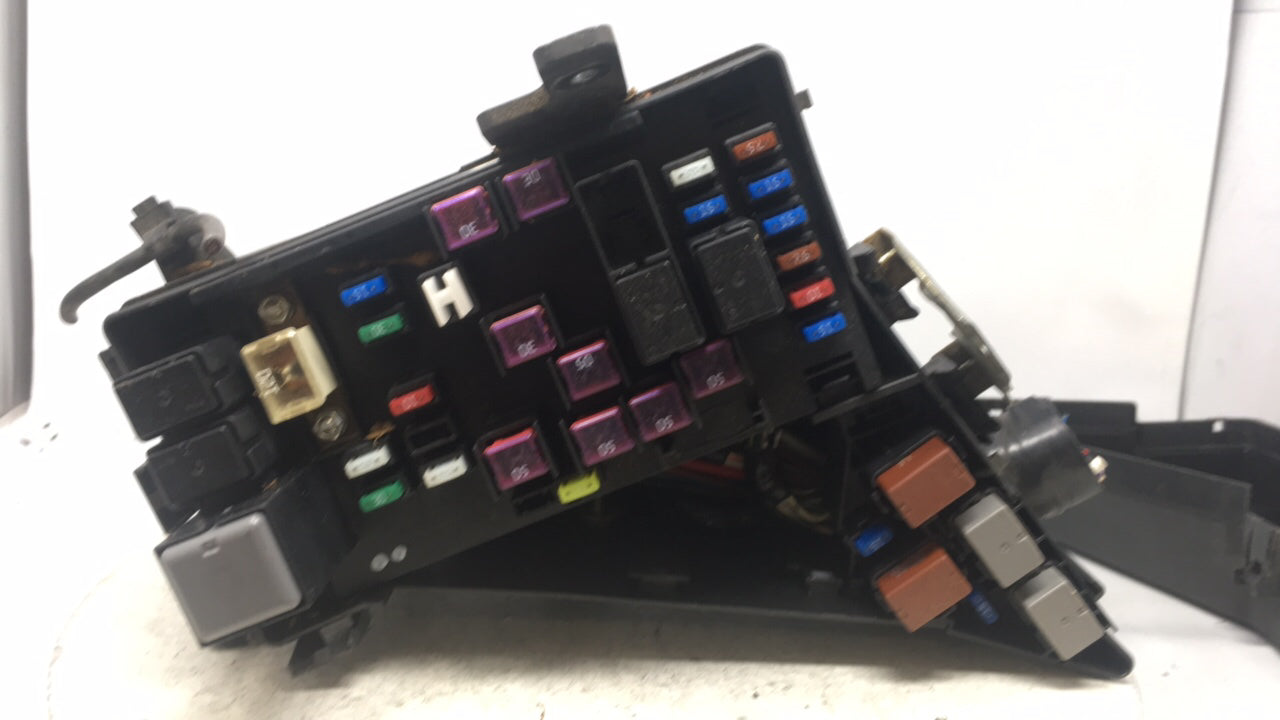 2010-2013 Subaru Forester Fusebox Fuse Box Panel Relay Module P/N:MB100200B Fits Fits 2010 2011 2012 2013 OEM Used Auto Part