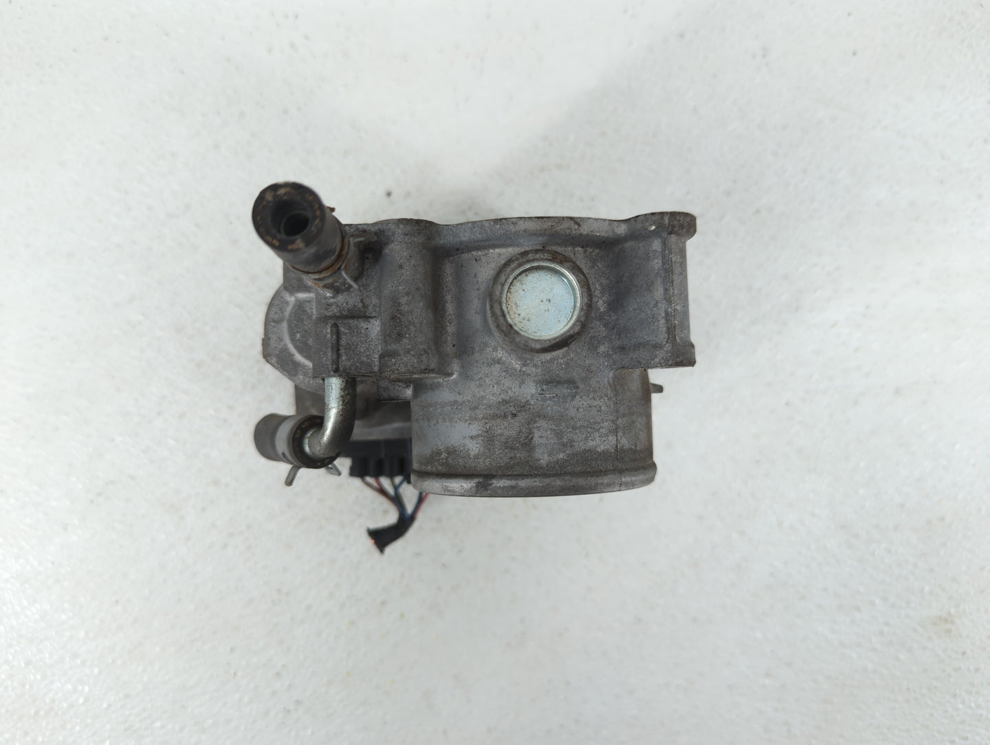 2011-2017 Subaru Forester Throttle Body P/N:16112AA380 Fits Fits 2011 2012 2013 2014 2015 2016 2017 OEM Used Auto Parts - Oe