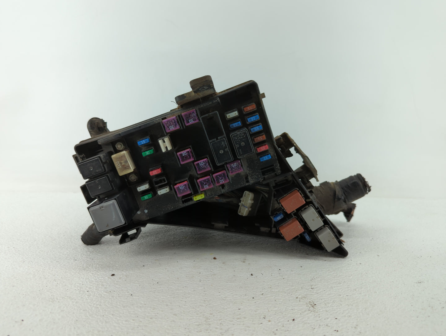2010-2013 Subaru Forester Fusebox Fuse Box Panel Relay Module P/N:82241SC050 MB100200B, MB502095B Fits Fits 2010 2011 2012 2