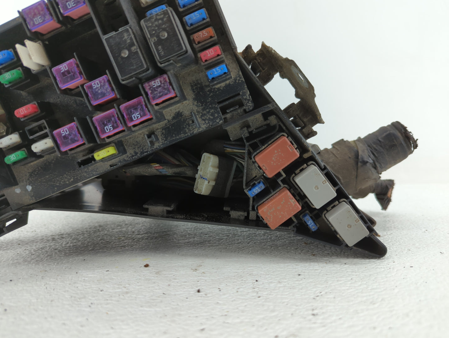 2010-2013 Subaru Forester Fusebox Fuse Box Panel Relay Module P/N:82241SC050 MB100200B, MB502095B Fits Fits 2010 2011 2012 2