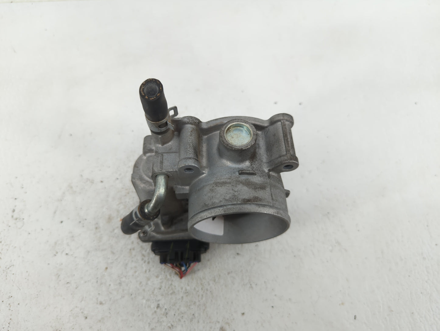2011-2018 Subaru Forester Throttle Body P/N:16112AA380 Fits Fits 2011 2012 2013 2014 2015 2016 2017 2018 OEM Used Auto Parts