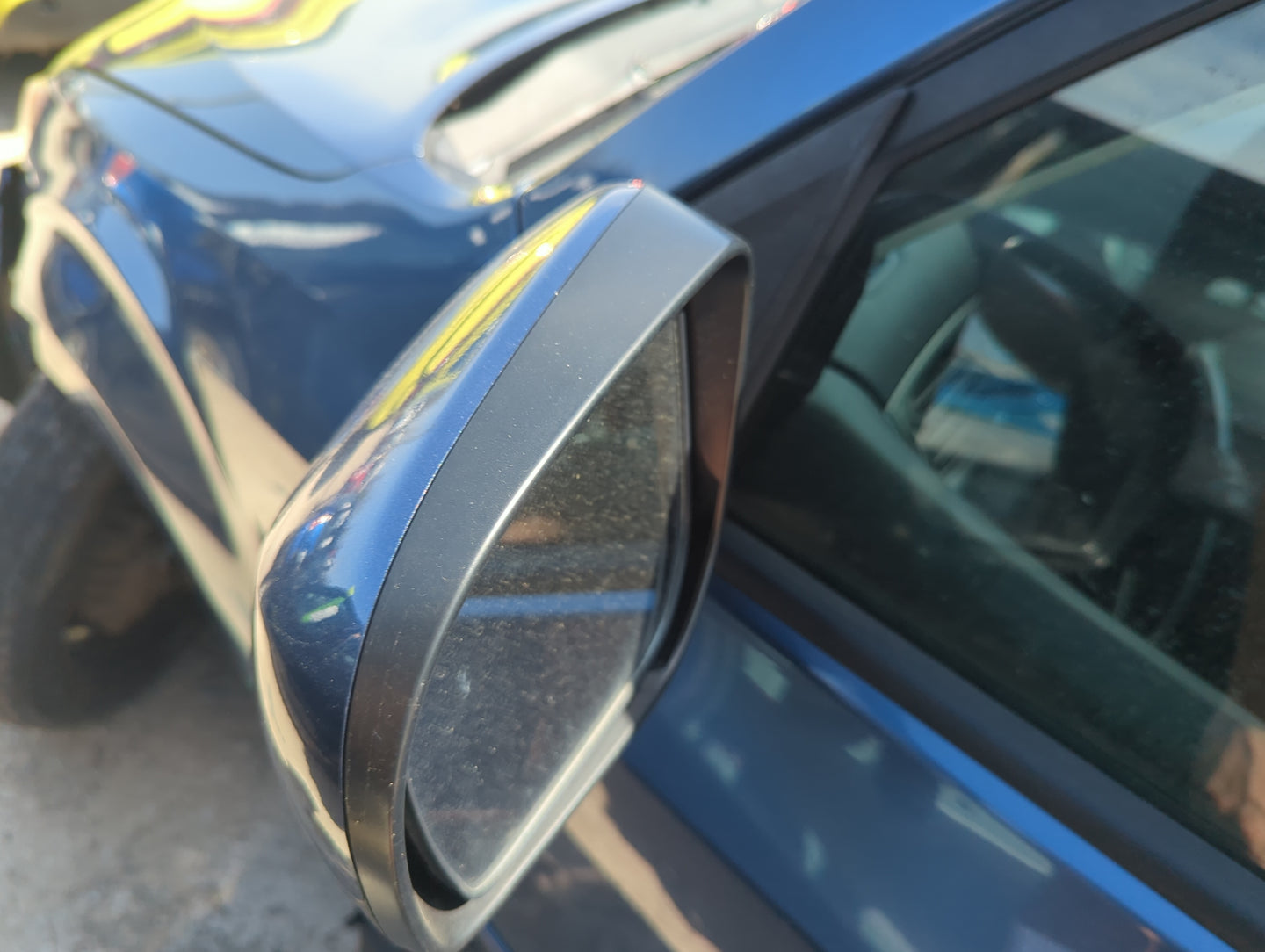 2012 Subaru Forester Driver Side View Mirror - Left Door Mirror OEM Used - Oemusedautoparts1.com