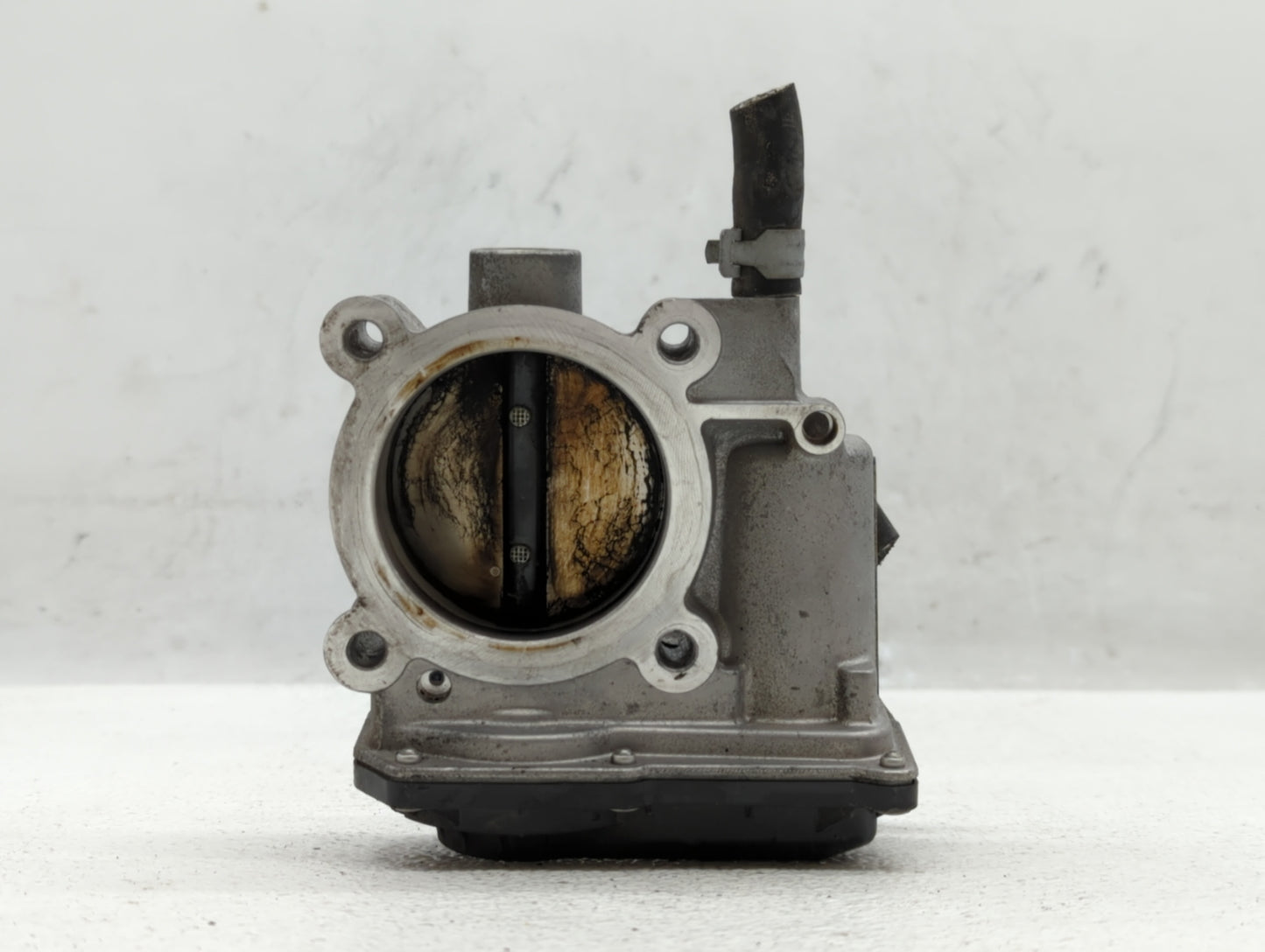 2011-2018 Subaru Forester Throttle Body P/N:16112AA380 Fits Fits 2011 2012 2013 2014 2015 2016 2017 2018 OEM Used Auto Parts