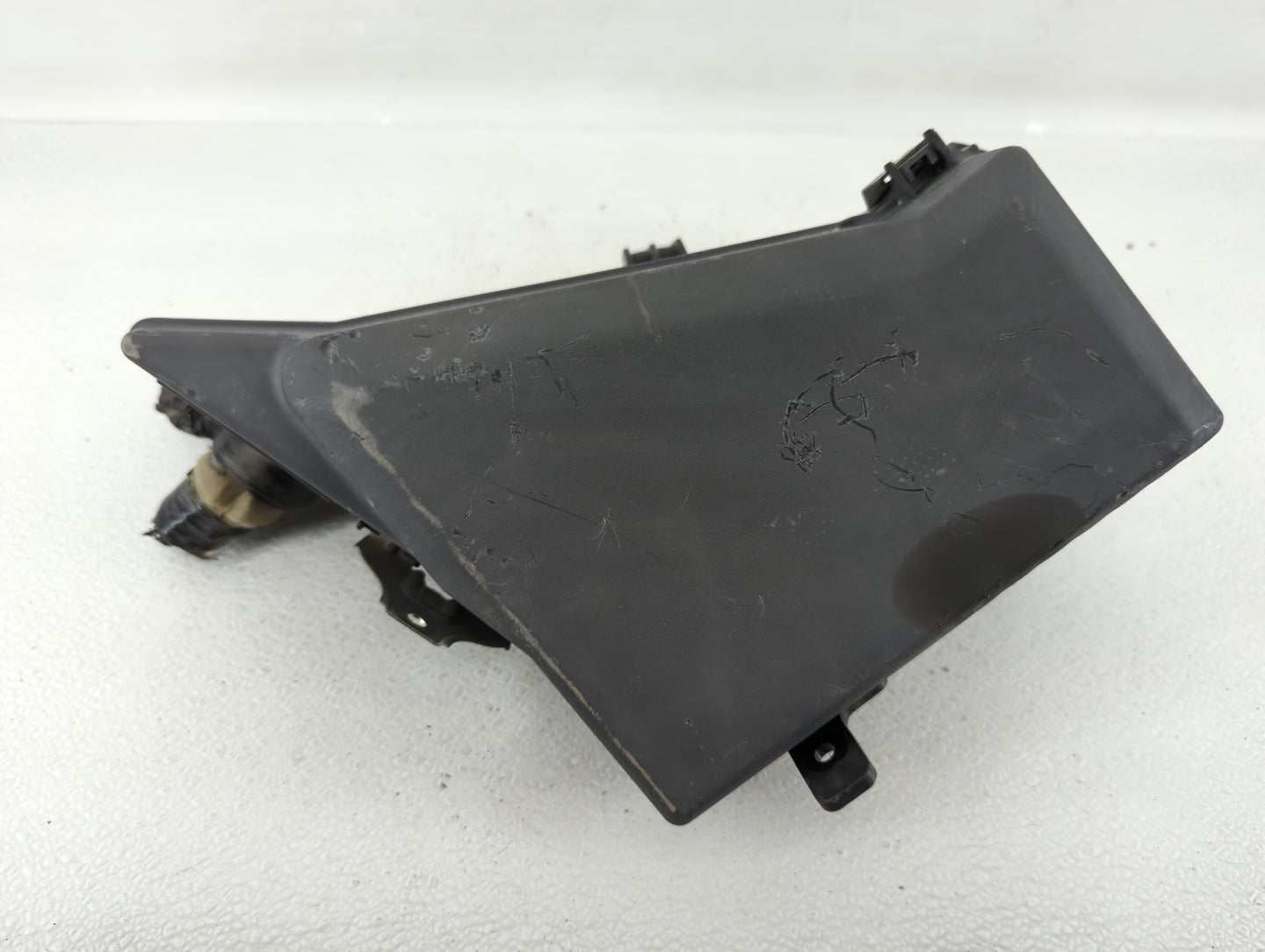 2010-2013 Subaru Forester Fusebox Fuse Box Panel Relay Module P/N:82241SC050 MB100200B Fits Fits 2010 2011 2012 2013 2014 OE