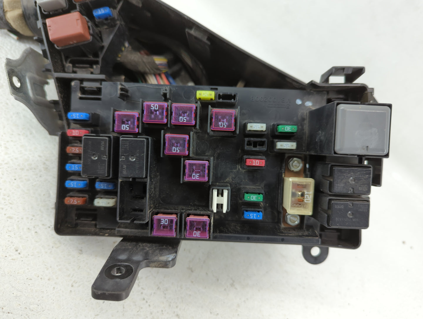 2010-2013 Subaru Forester Fusebox Fuse Box Panel Relay Module P/N:82241SC050 MB100200B Fits Fits 2010 2011 2012 2013 2014 OE