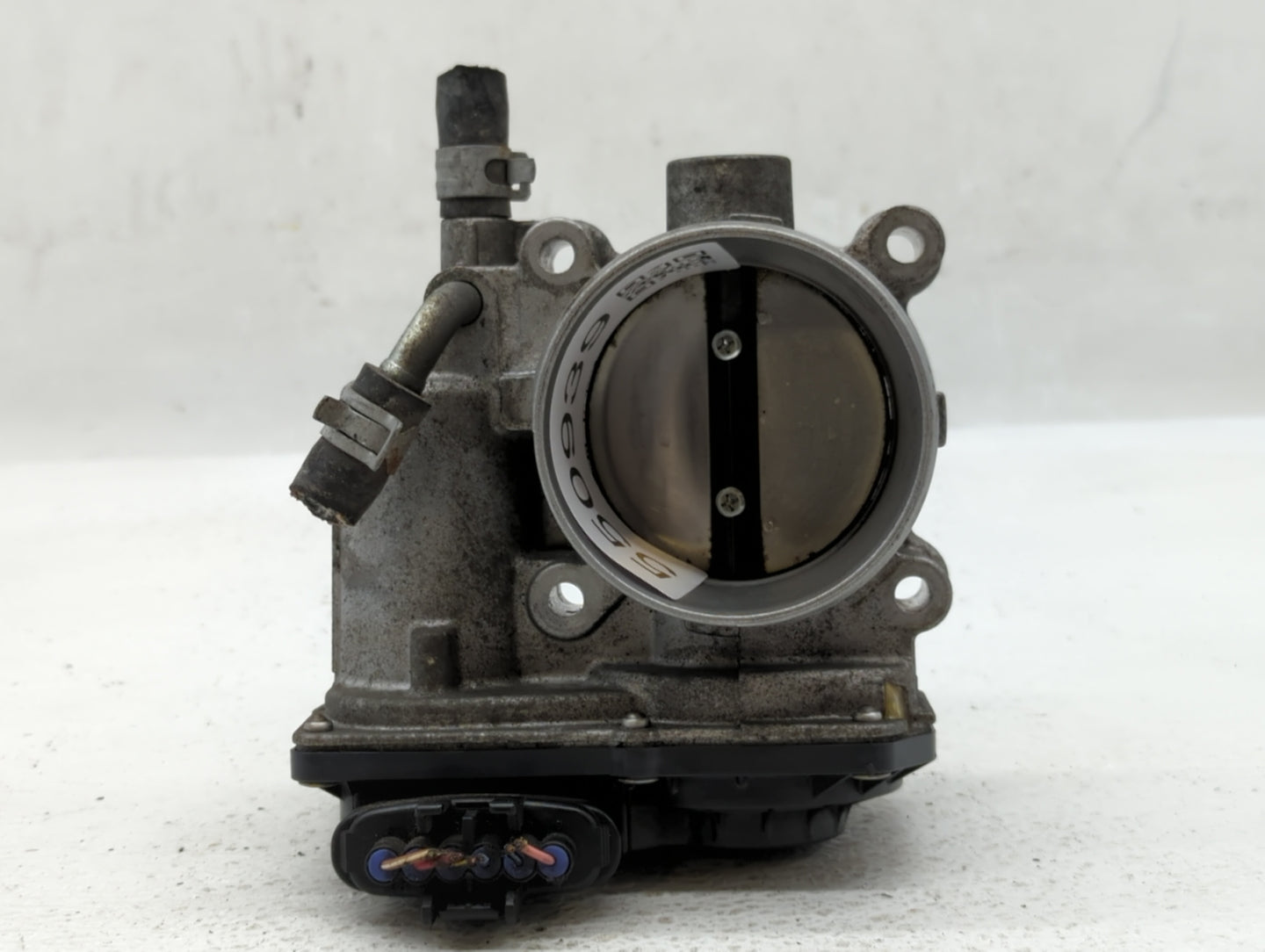 2011-2018 Subaru Forester Throttle Body P/N:16112AA380 Fits Fits 2011 2012 2013 2014 2015 2016 2017 2018 OEM Used Auto Parts
