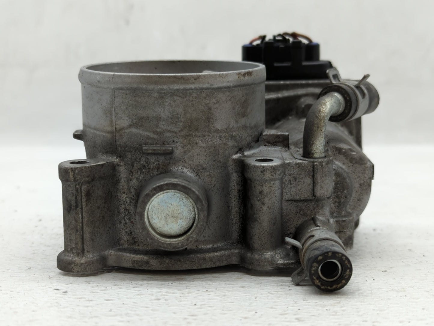 2011-2018 Subaru Forester Throttle Body P/N:16112AA380 Fits Fits 2011 2012 2013 2014 2015 2016 2017 2018 OEM Used Auto Parts