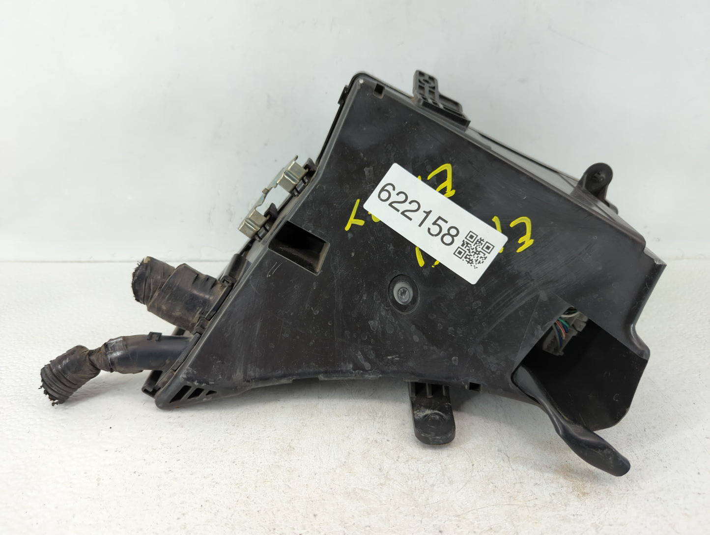 2010-2013 Subaru Forester Fusebox Fuse Box Panel Relay Module P/N:MB100200B Fits Fits 2010 2011 2012 2013 OEM Used Auto Part