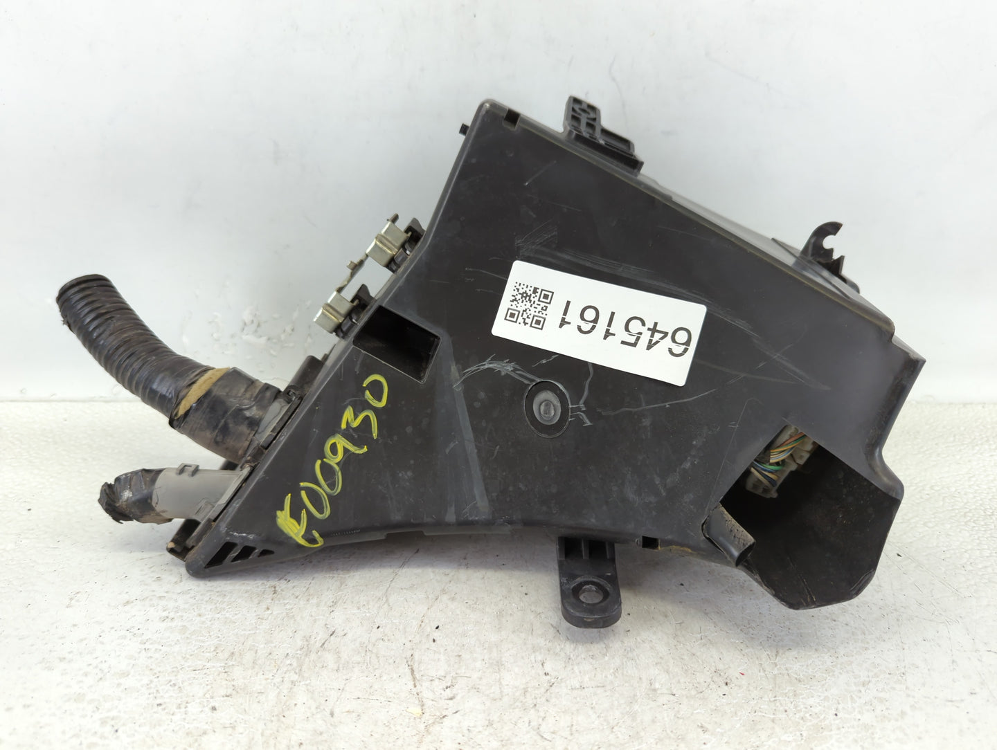 2010-2013 Subaru Forester Fusebox Fuse Box Panel Relay Module P/N:MB100200B Fits Fits 2010 2011 2012 2013 OEM Used Auto Part