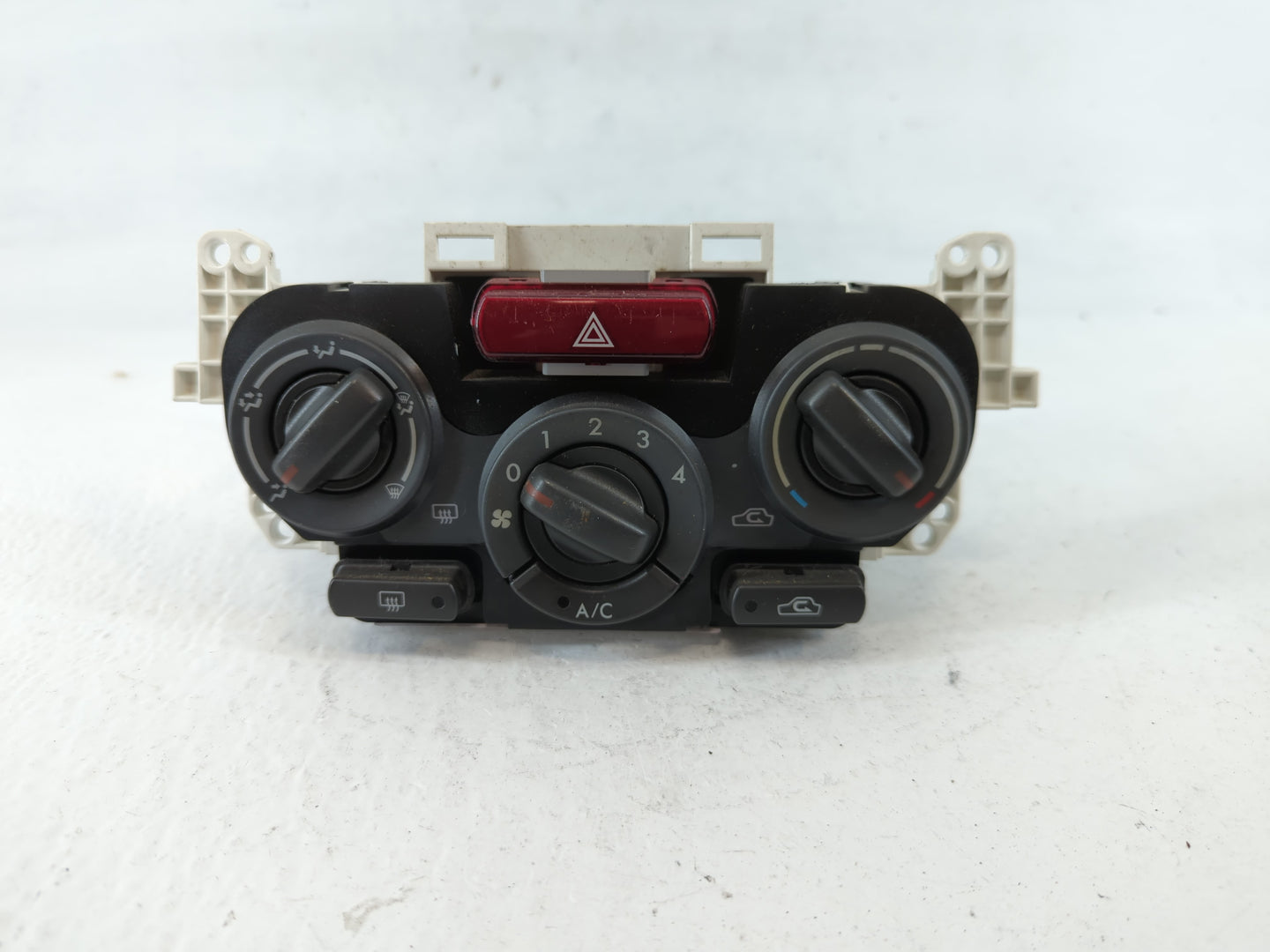 2012 Subaru Forester Climate Control Module Temperature AC/Heater Replacement P/N:72311SC011 Fits OEM Used Auto Parts - Oemu