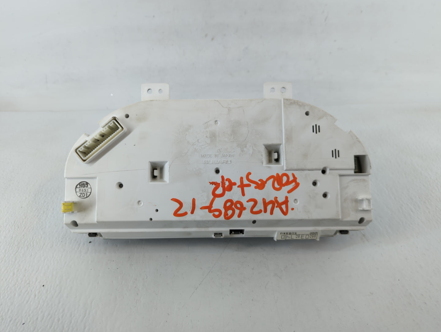 2012 Subaru Forester Instrument Cluster Speedometer Gauges P/N:85003SC740 Fits OEM Used Auto Parts - Oemusedautoparts1.com