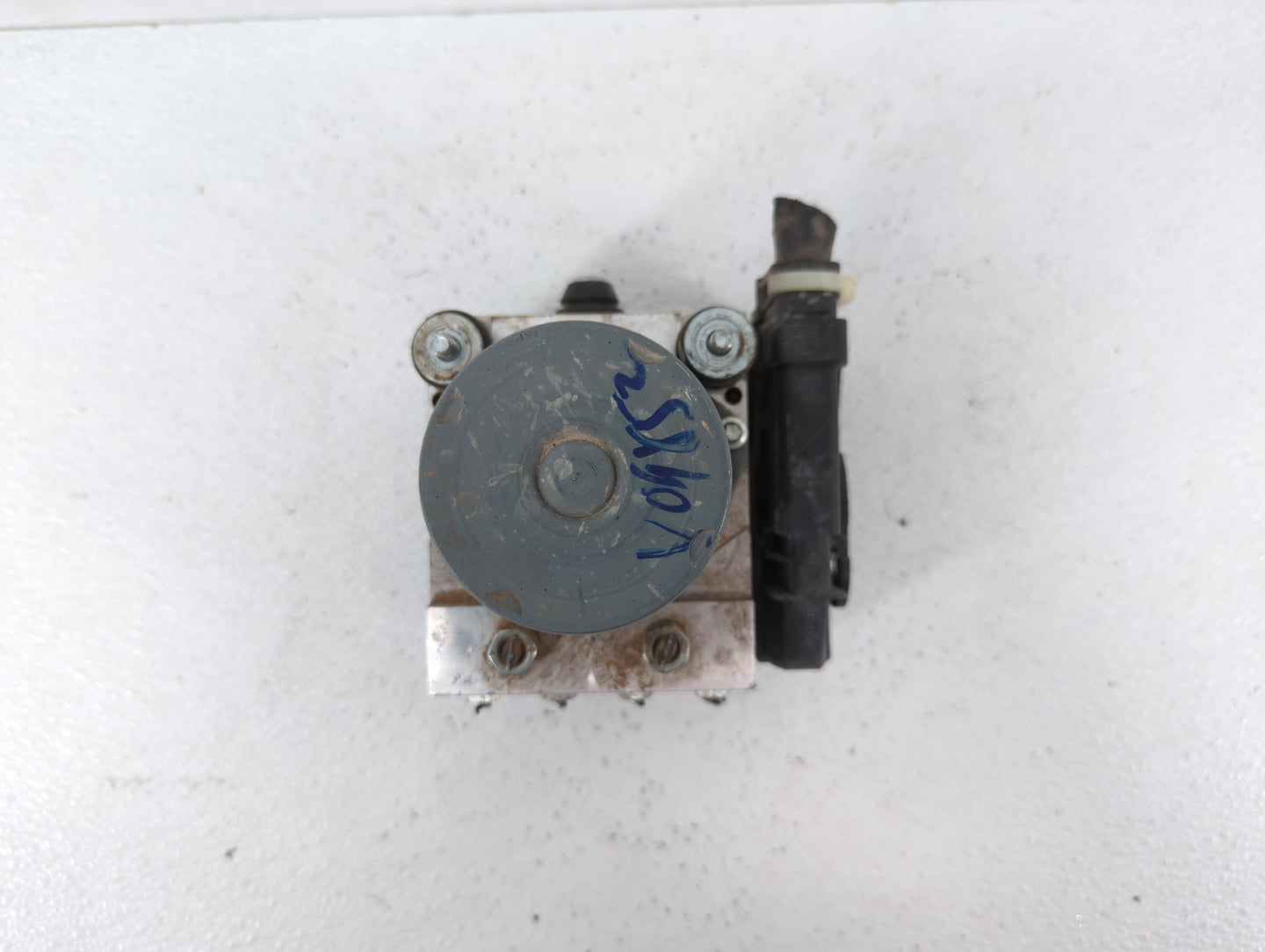 2011-2013 Subaru Forester ABS Pump Control Module Replacement Fits Fits 2011 2012 2013 OEM Used Auto Parts - Oemusedautopart