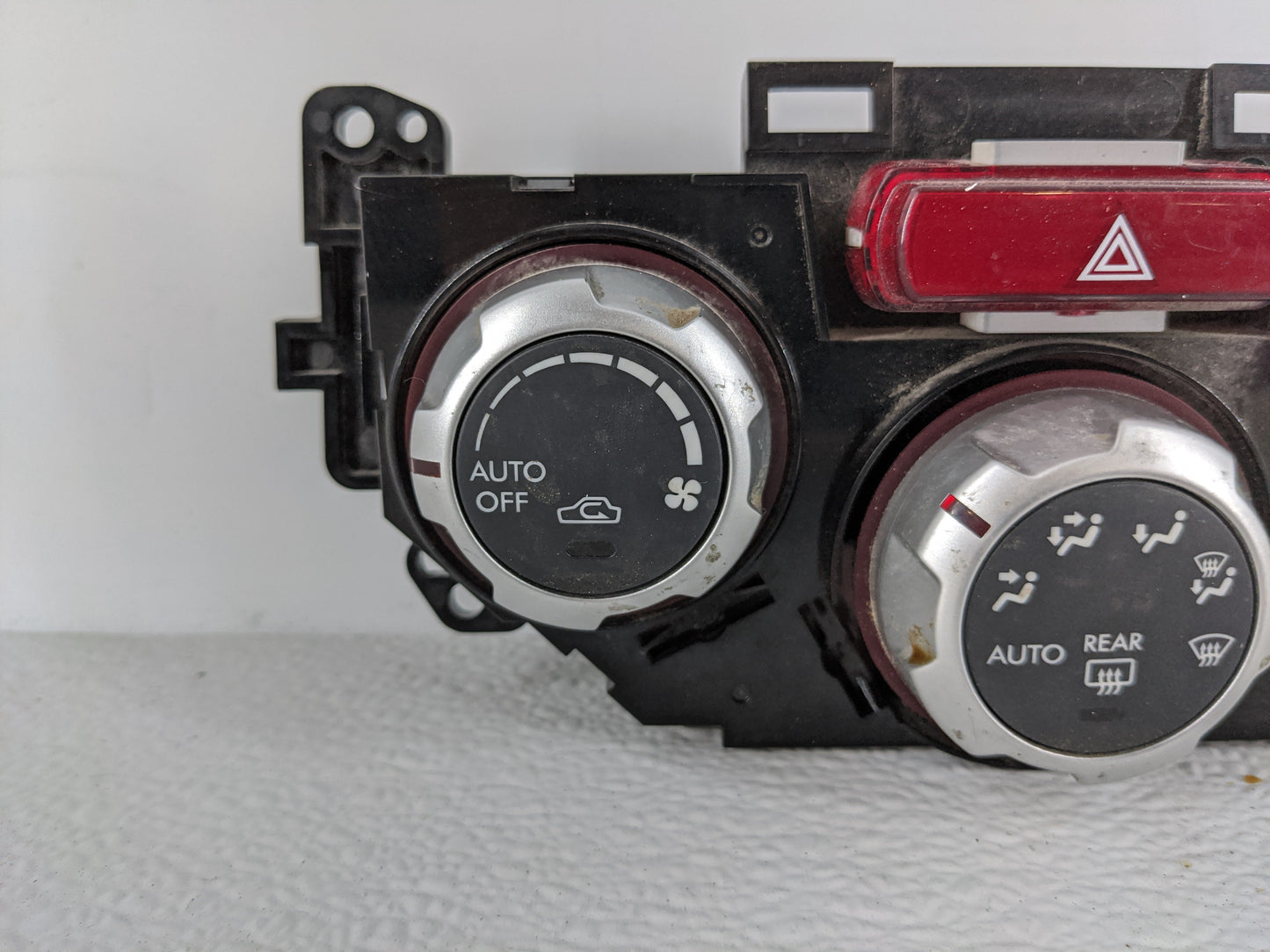 2012-2013 Subaru Impreza Climate Control Module Temperature AC/Heater Replacement P/N:72311SC240 Fits Fits 2012 2013 OEM Use