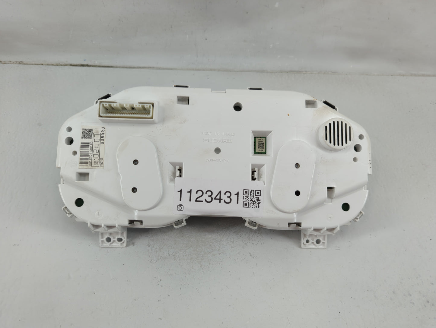 2012 Subaru Impreza Instrument Cluster Speedometer Gauges P/N:85002FL071 Fits OEM Used Auto Parts - Oemusedautoparts1.com