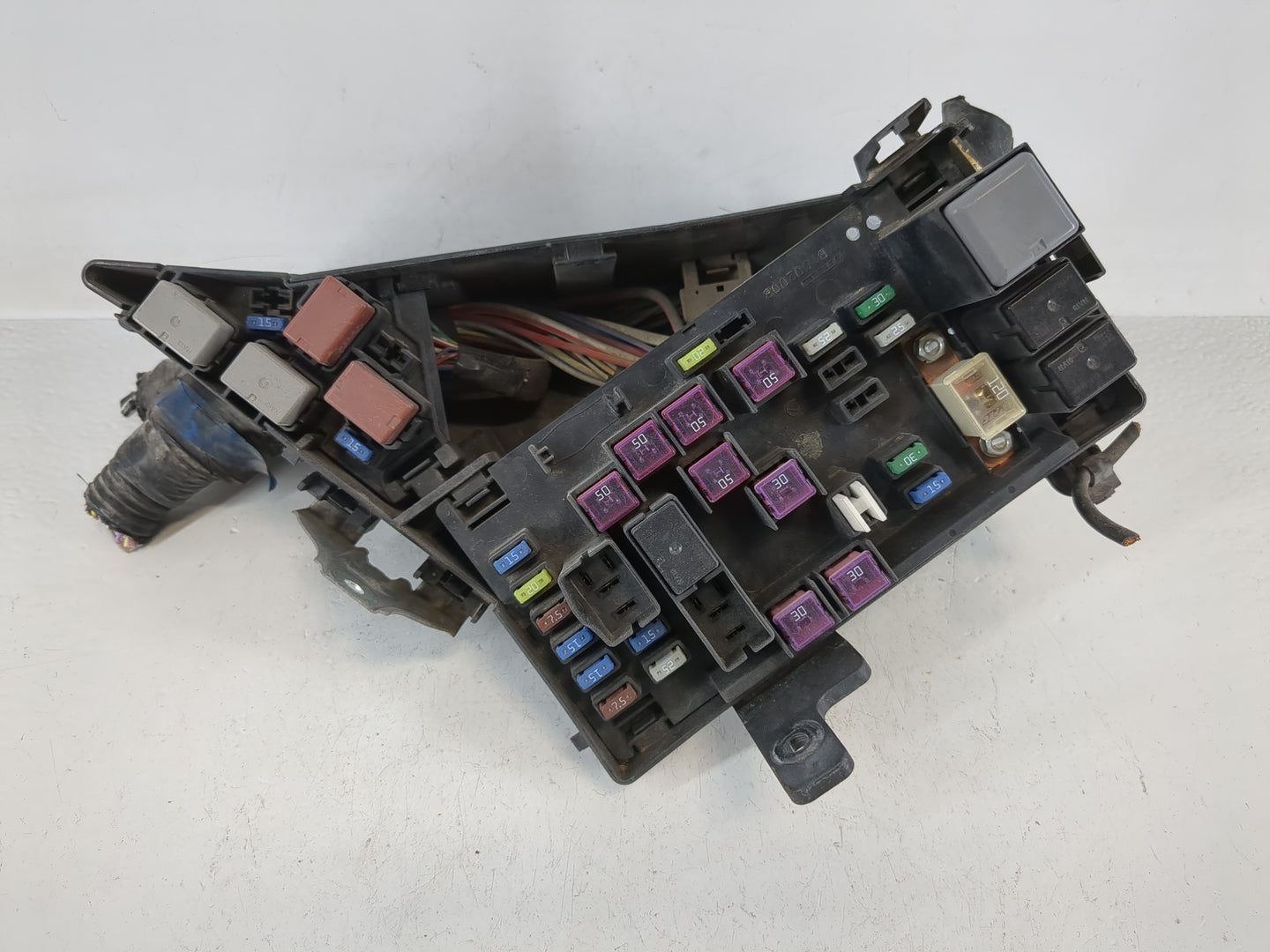 2012-2014 Subaru Impreza Fusebox Fuse Box Panel Relay Module P/N:MB100200B Fits Fits 2012 2013 2014 OEM Used Auto Parts - Oe