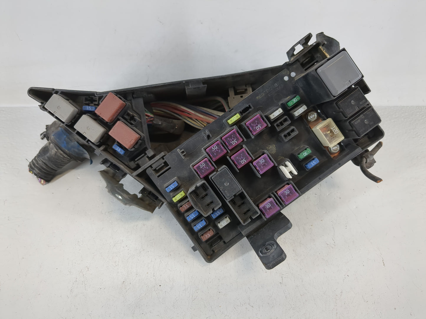 2012-2014 Subaru Impreza Fusebox Fuse Box Panel Relay Module P/N:MB100200B Fits Fits 2012 2013 2014 OEM Used Auto Parts - Oe