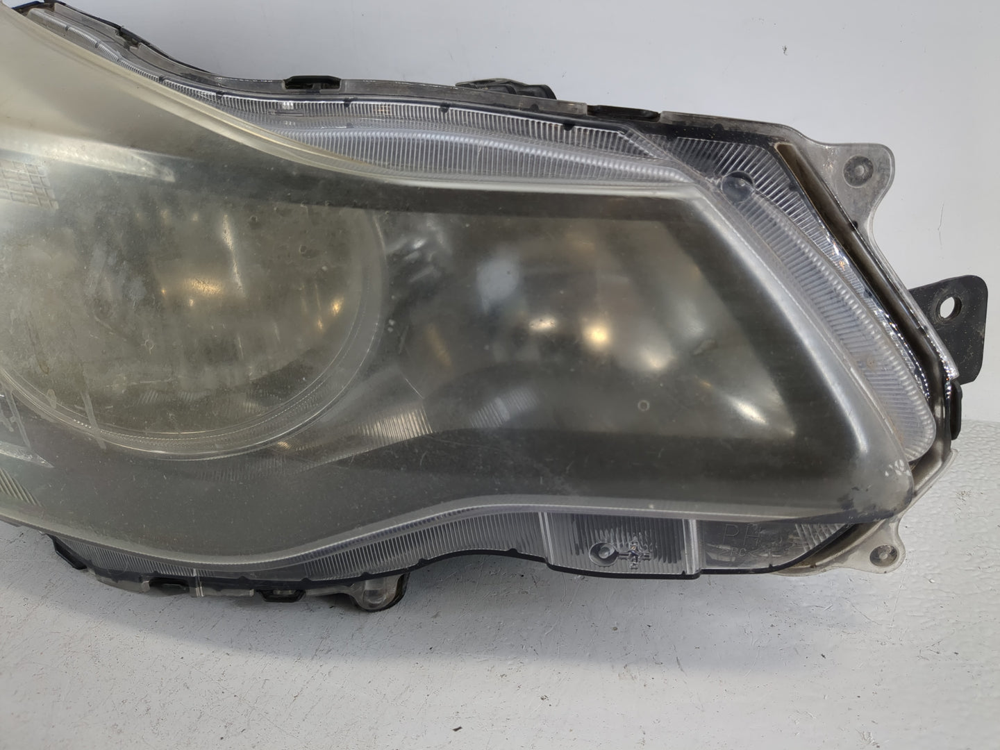 2012-2014 Subaru Impreza Passenger Right Oem Head Light Headlight Lamp - Oemusedautoparts1.com