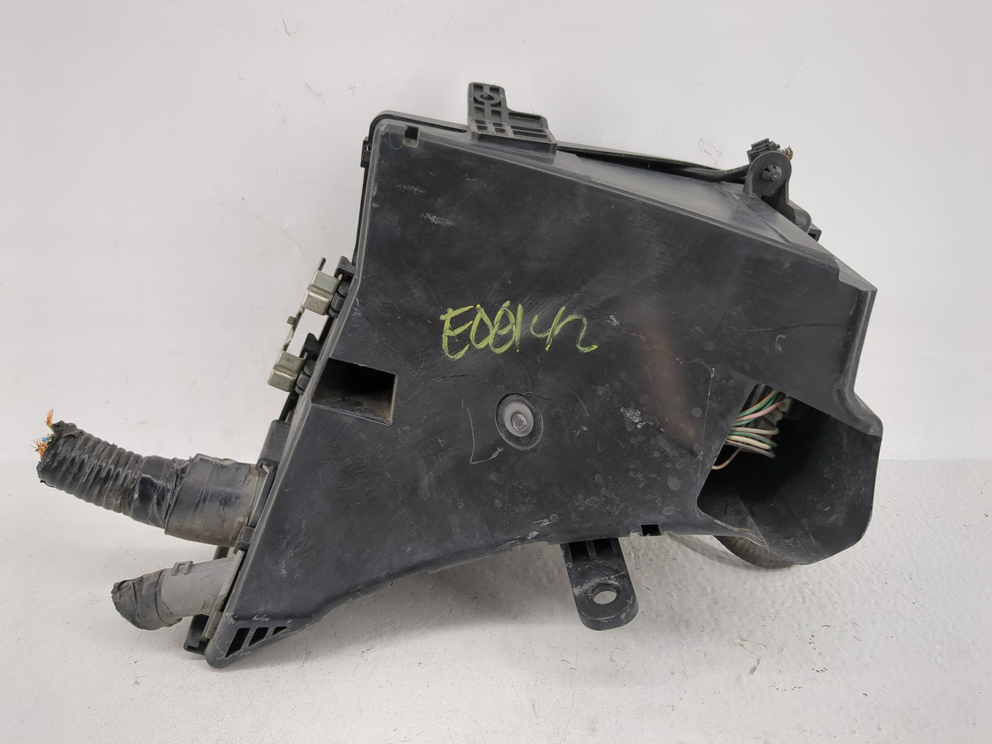 2012-2014 Subaru Impreza Fusebox Fuse Box Panel Relay Module P/N:MB100200B Fits Fits 2012 2013 2014 OEM Used Auto Parts - Oe