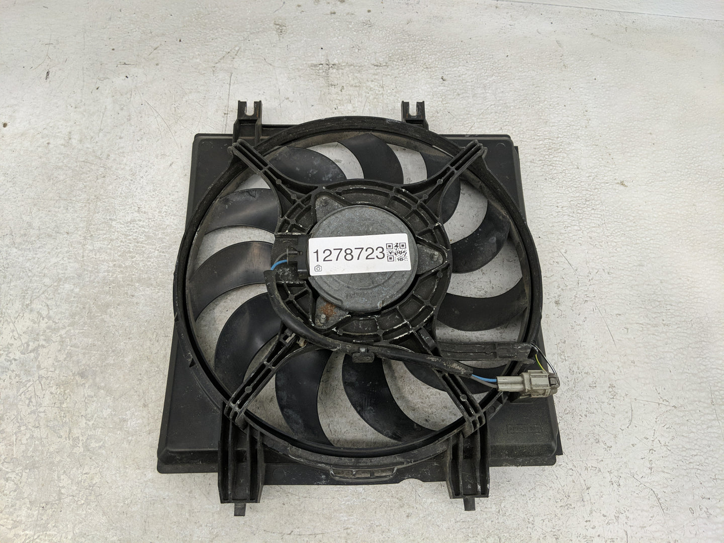2012-2014 Subaru Impreza Electric Radiator Cooling Fan Motor Assembly Fits Fits 2012 2013 2014 OEM Used Auto Parts - Oemused