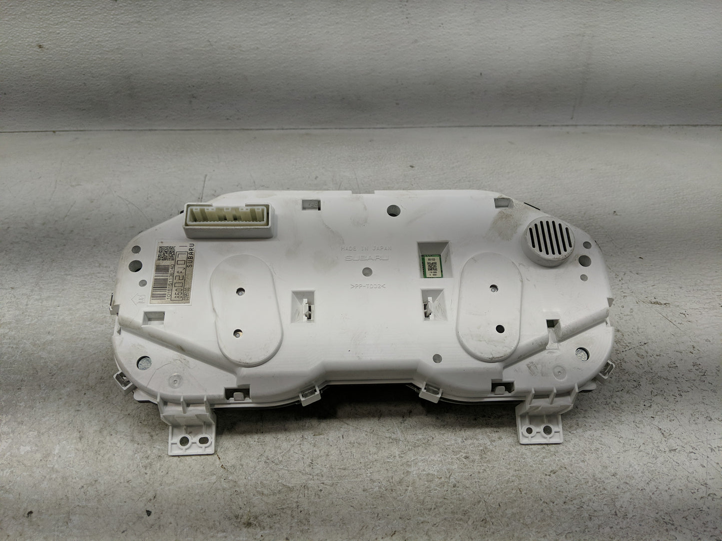 2012 Subaru Impreza Instrument Cluster Speedometer Gauges P/N:85002FJ071 Fits OEM Used Auto Parts - Oemusedautoparts1.com