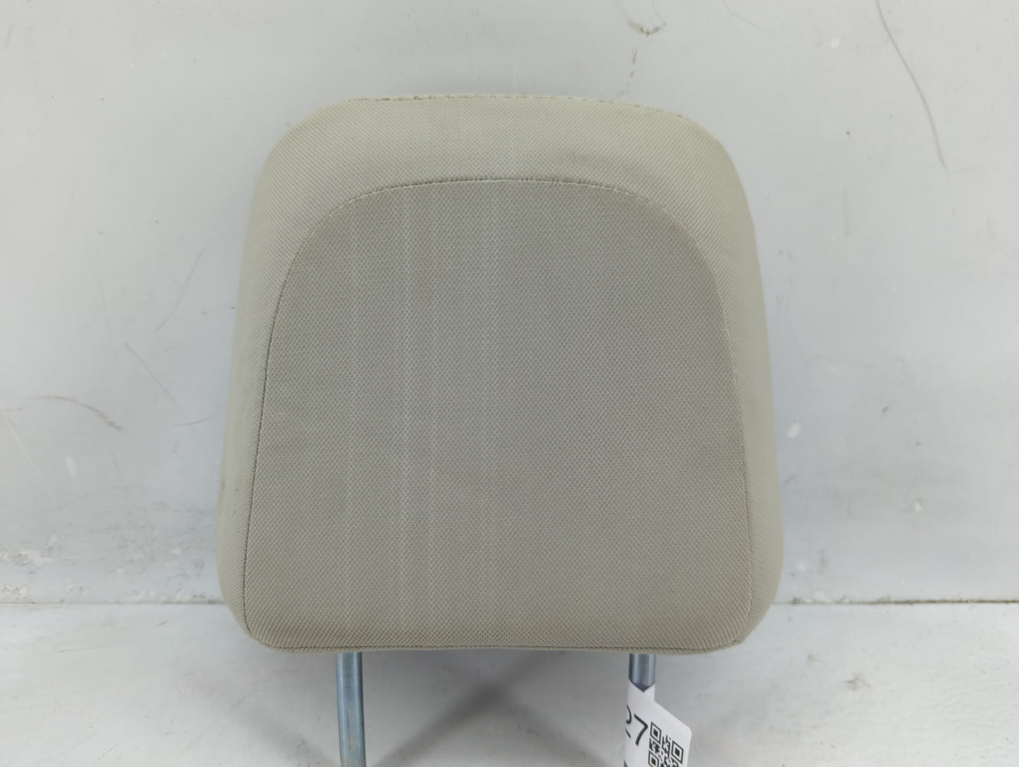 2012-2016 Subaru Impreza Headrest Head Rest Rear Center Seat Fits Fits 2012 2013 2014 2015 2016 OEM Used Auto Parts - Oemuse