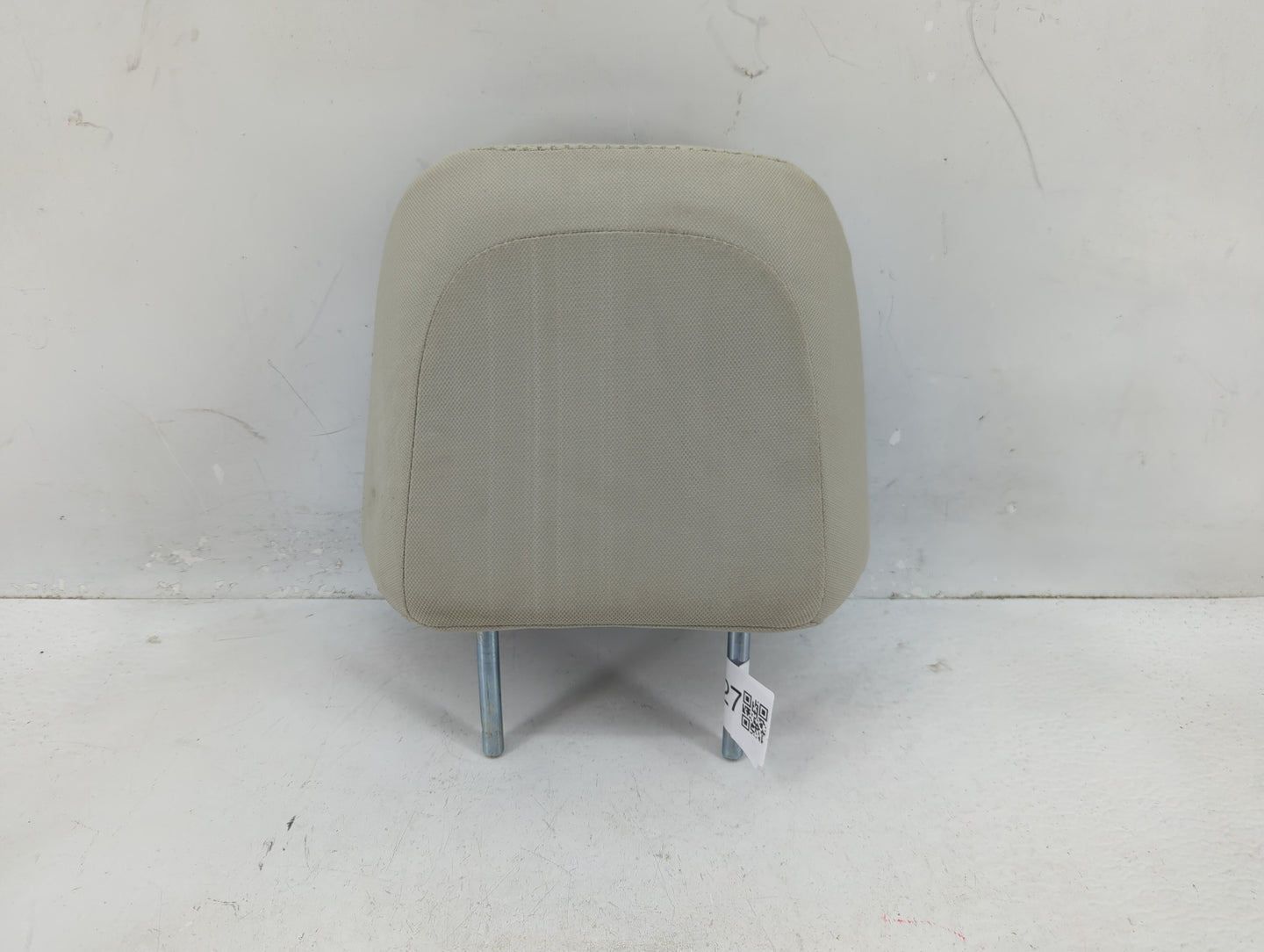 2012-2016 Subaru Impreza Headrest Head Rest Rear Center Seat Fits Fits 2012 2013 2014 2015 2016 OEM Used Auto Parts - Oemuse