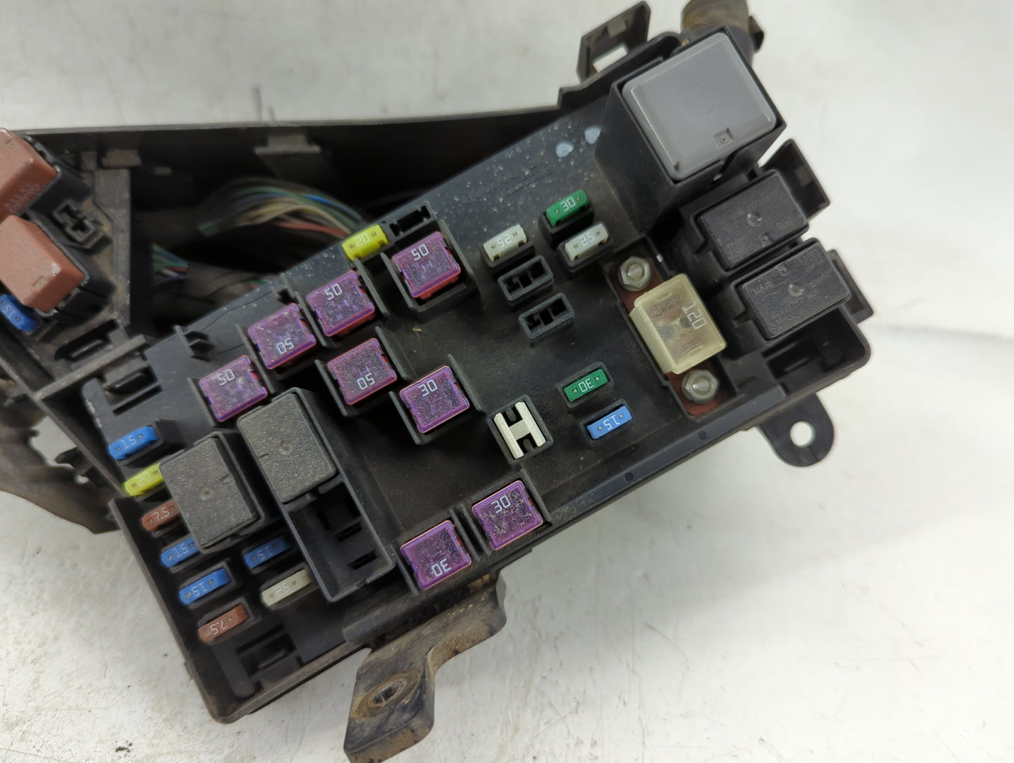 2012-2014 Subaru Impreza Fusebox Fuse Box Panel Relay Module P/N:82243AG01A Fits Fits 2012 2013 2014 OEM Used Auto Parts - O