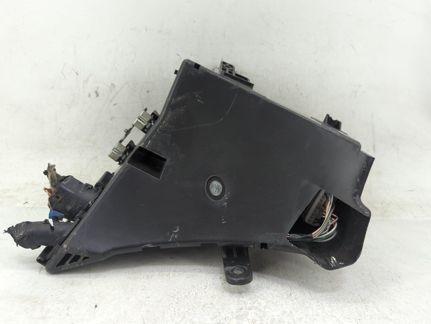 2012-2014 Subaru Impreza Fusebox Fuse Box Panel Relay Module P/N:MB100200B Fits Fits 2012 2013 2014 OEM Used Auto Parts - Oe