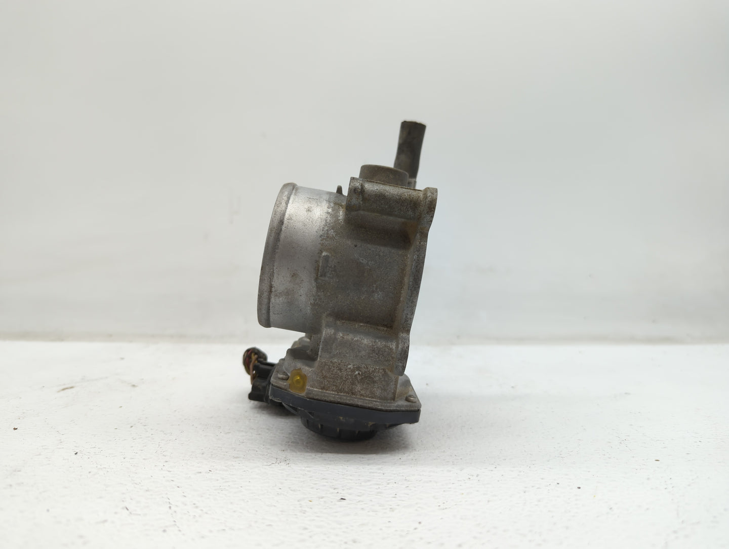 2012-2016 Subaru Impreza Throttle Body P/N:16112AA380 Fits Fits 2011 2012 2013 2014 2015 2016 2017 OEM Used Auto Parts - Oem