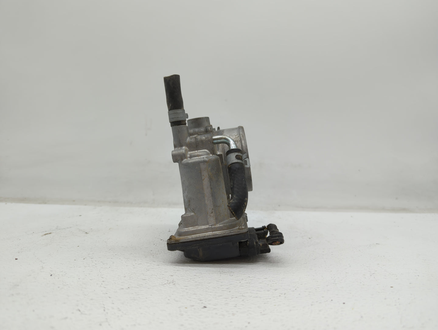 2012-2016 Subaru Impreza Throttle Body P/N:16112AA380 Fits Fits 2011 2012 2013 2014 2015 2016 2017 OEM Used Auto Parts - Oem
