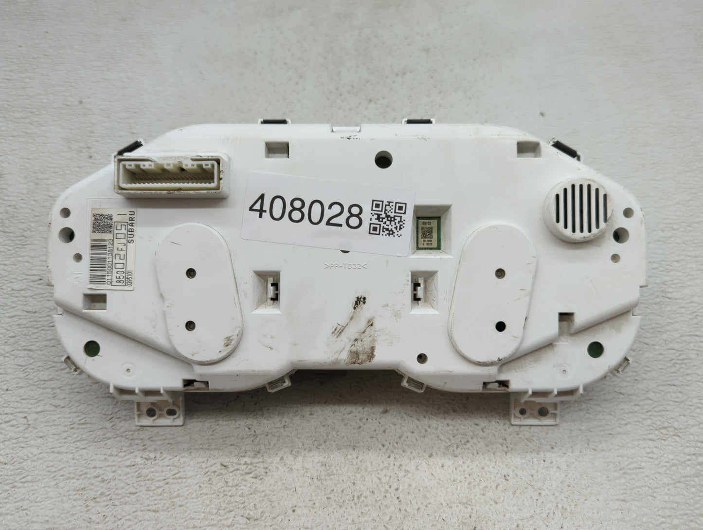 2012 Subaru Impreza Instrument Cluster Speedometer Gauges P/N:85002FJ05 85002FJ071, 85002FJ07 Fits OEM Used Auto Parts - Oem