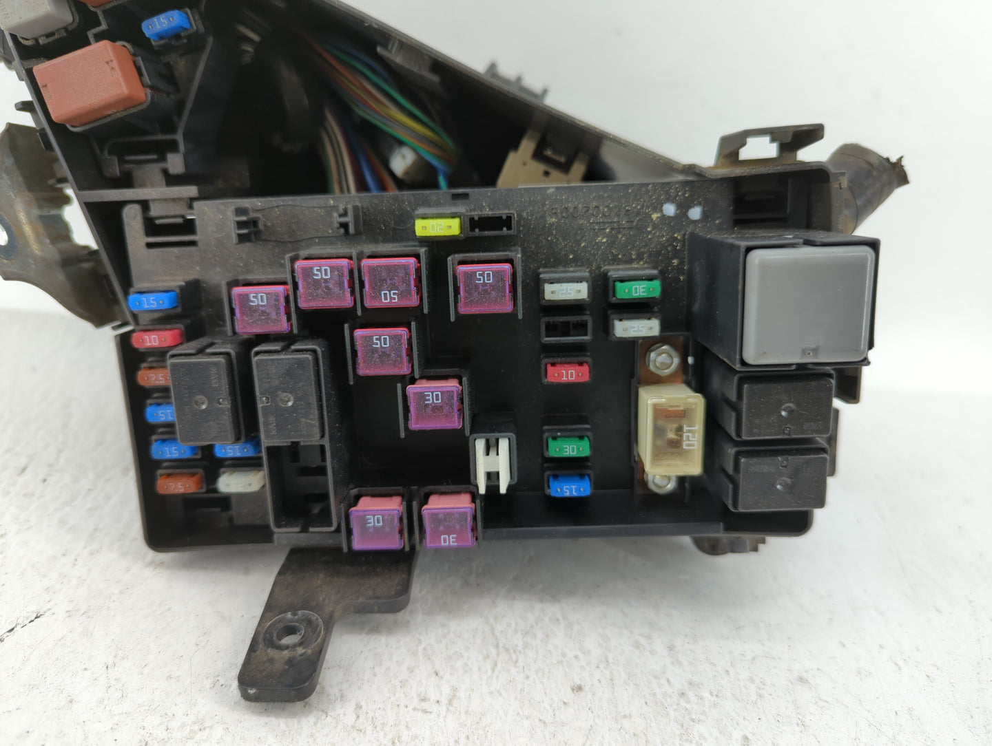 2010-2014 Subaru Impreza Fusebox Fuse Box Panel Relay Module P/N:MB502096B Fits Fits 2010 2011 2012 2013 2014 OEM Used Auto 