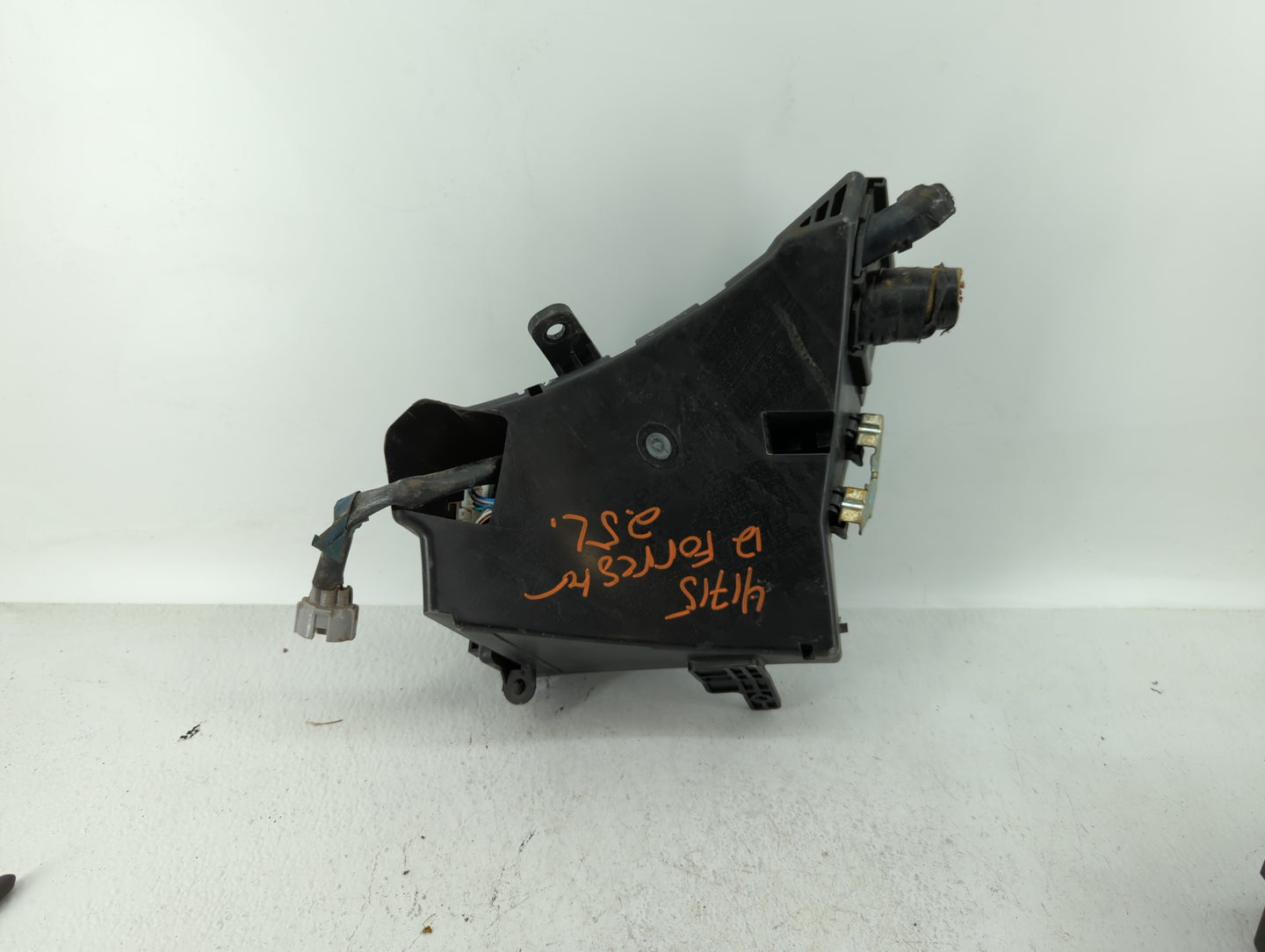 2010-2014 Subaru Impreza Fusebox Fuse Box Panel Relay Module P/N:MB502096B Fits Fits 2010 2011 2012 2013 2014 OEM Used Auto 