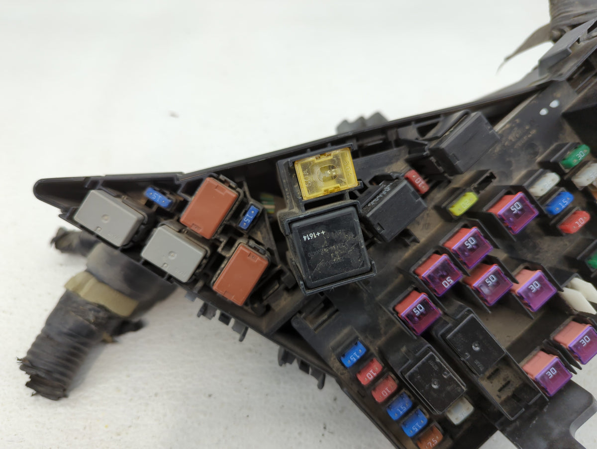 2010-2014 Subaru Impreza Fusebox Fuse Box Panel Relay Module P/N:MB100200B MB502096B Fits Fits 2010 2011 2012 2013 2014 OEM 
