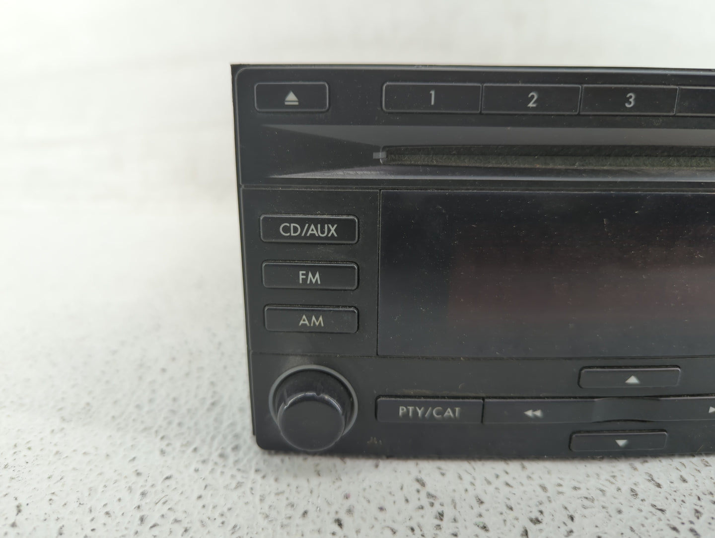 2012 Subaru Impreza Radio AM FM Cd Player Receiver Replacement P/N:86201FJ620 86201FJ600 Fits OEM Used Auto Parts - Oemuseda