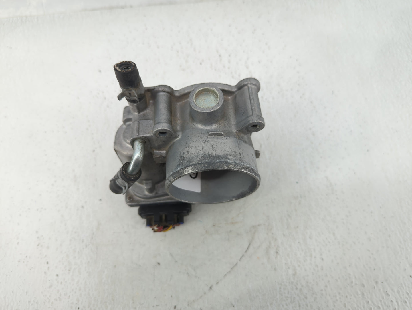 2012-2016 Subaru Impreza Throttle Body P/N:16112AA380 Fits Fits 2011 2012 2013 2014 2015 2016 2017 2018 OEM Used Auto Parts 