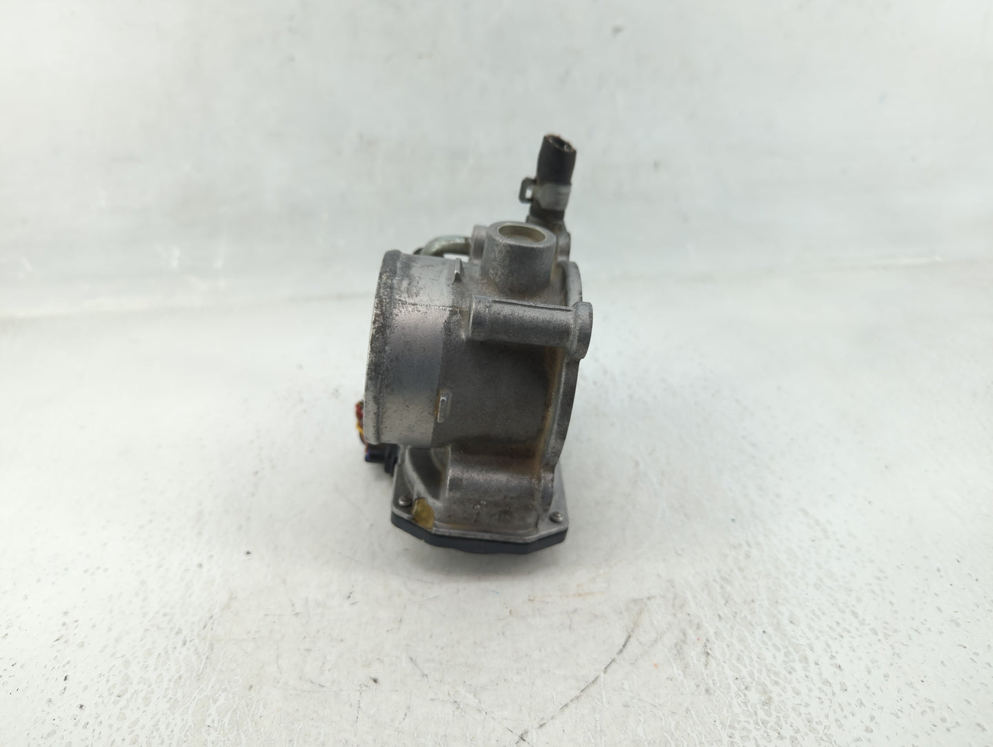 2012-2016 Subaru Impreza Throttle Body P/N:16112AA380 Fits Fits 2011 2012 2013 2014 2015 2016 2017 2018 OEM Used Auto Parts 