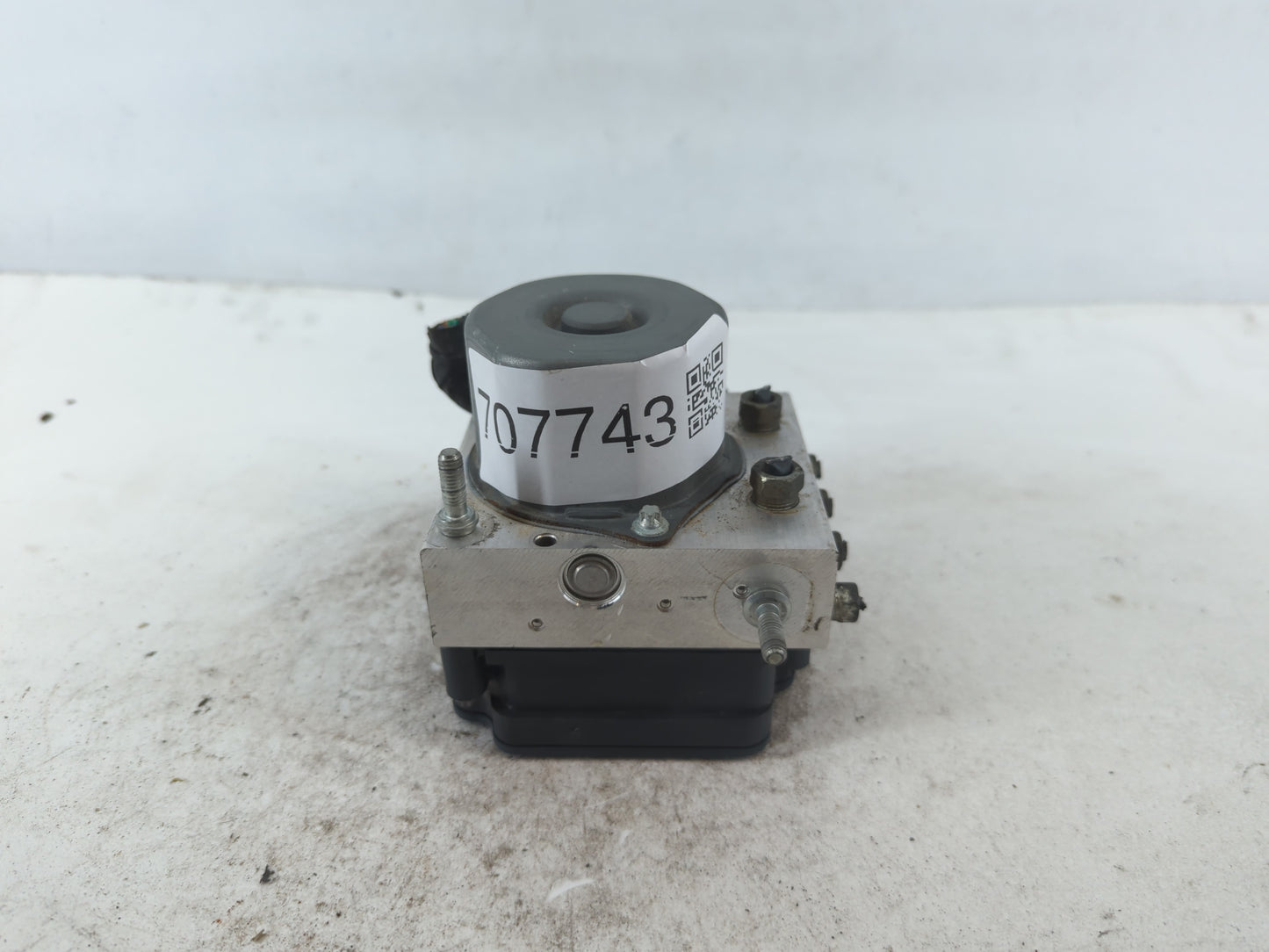 2012 Subaru Impreza ABS Pump Control Module Replacement P/N:27536F J061 269 529 Fits OEM Used Auto Parts - Oemusedautoparts1